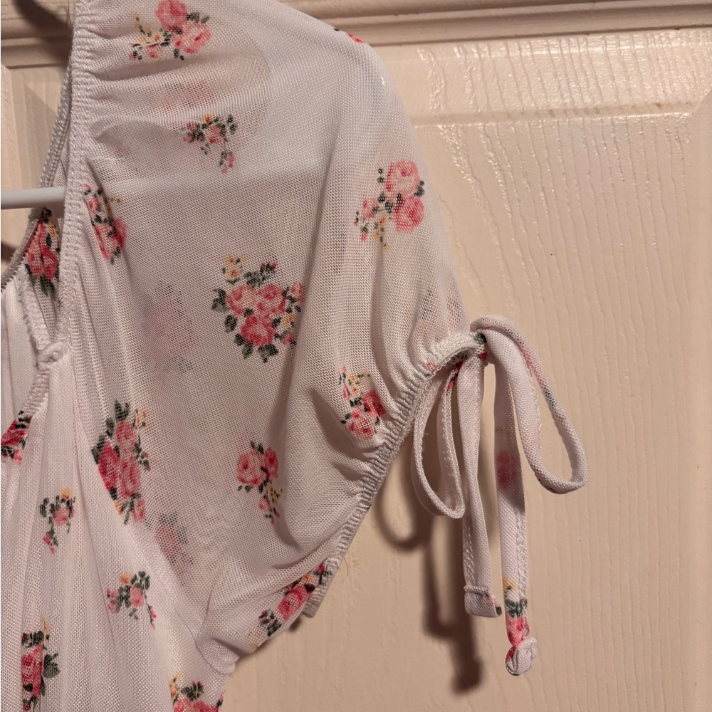 Floral Ruched Dress - Picture 4 of 4